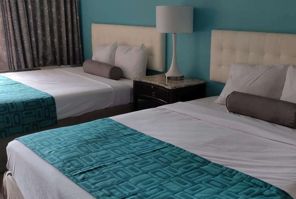 Howard Johnson By Wyndham Downtown Hotel 2*